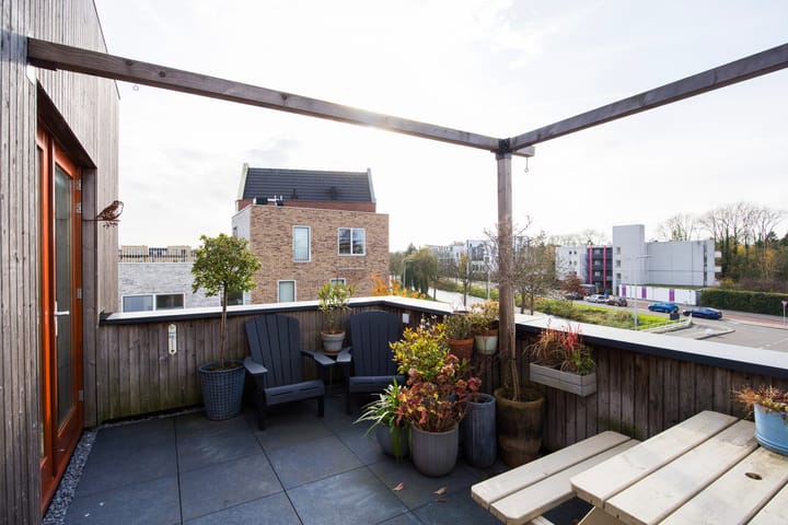 Foto 45 van Livarstraat 11