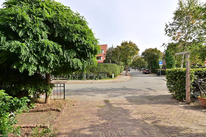 Foto 21 van Helmerslaan 10