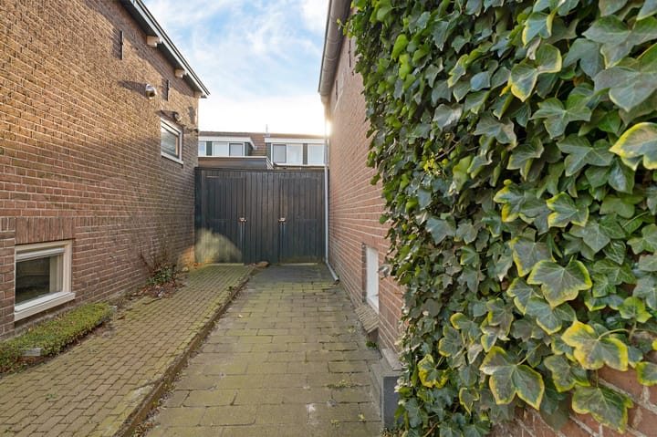 Foto 29 van 2e Oosterveldstraat 7