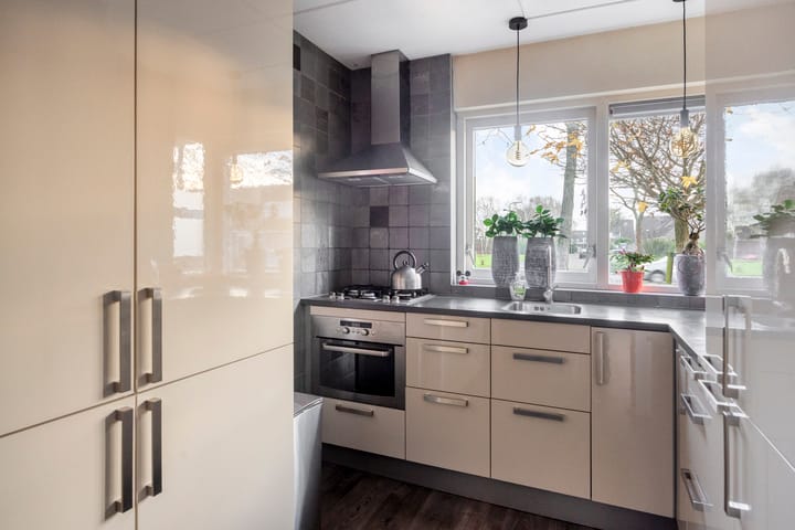 Photo 3 of Dr. W.M. Verhaarlaan 131