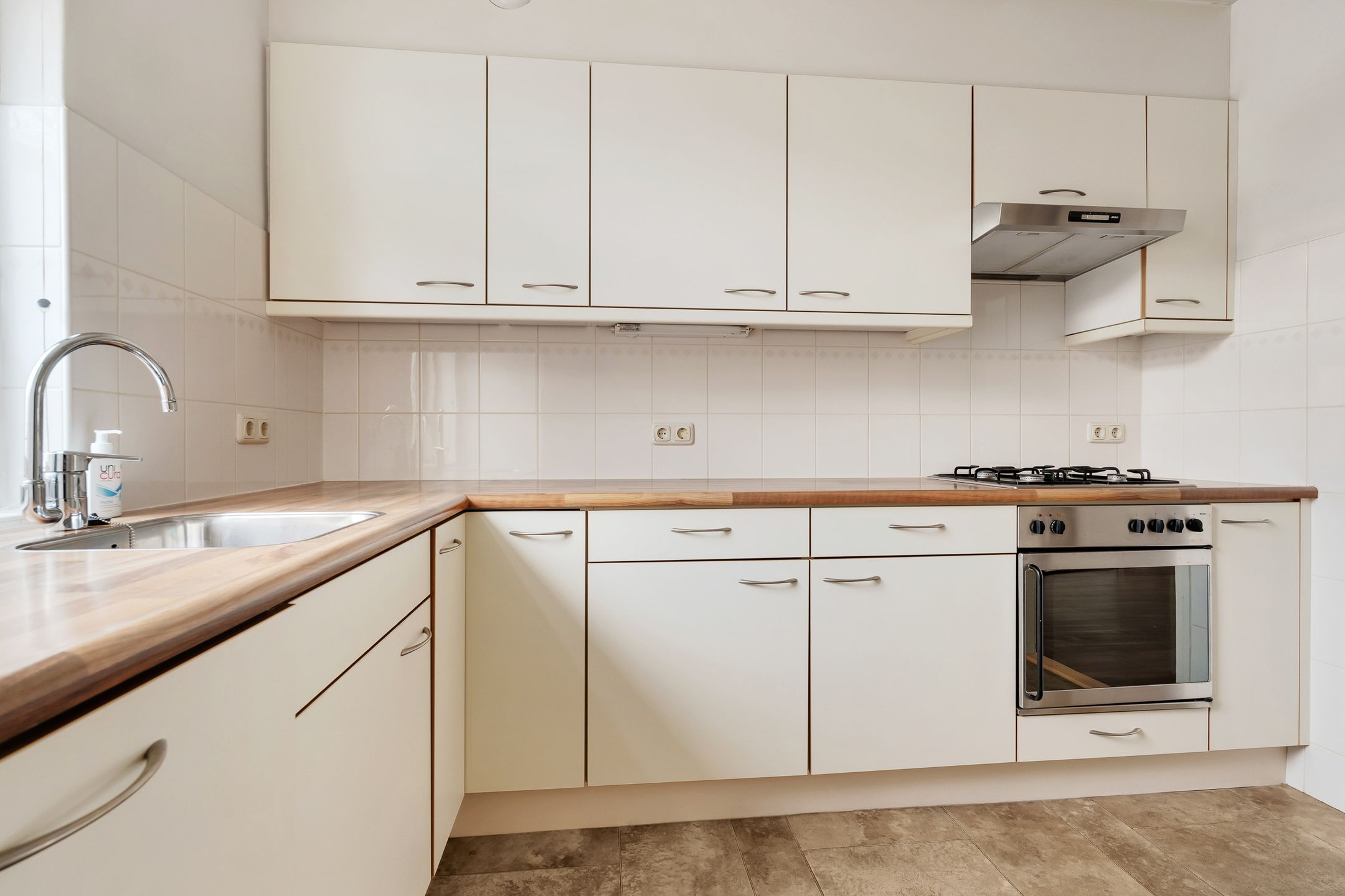 Photo 9 of Bizetstraat 4