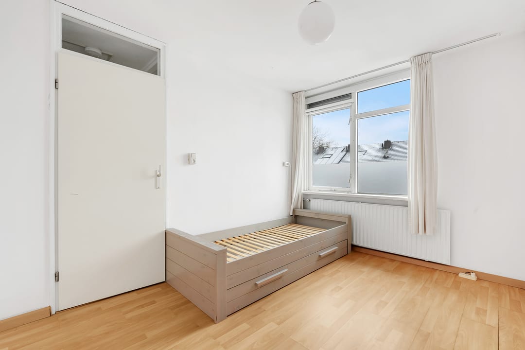 Photo 13 of Bizetstraat 4