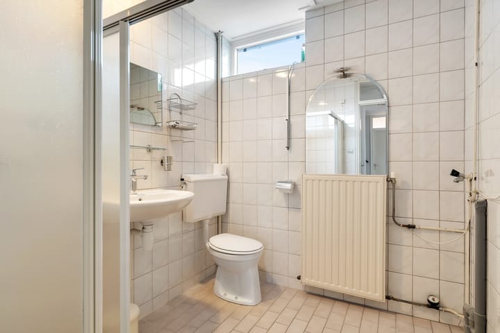 Foto 16 van Bizetstraat 4