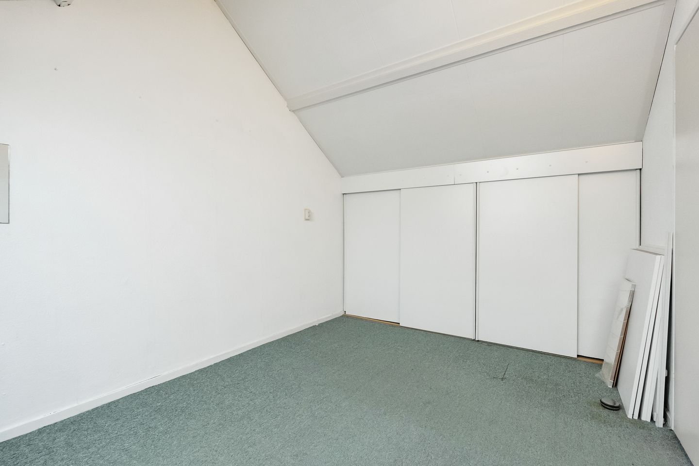 Photo 19 of Bizetstraat 4