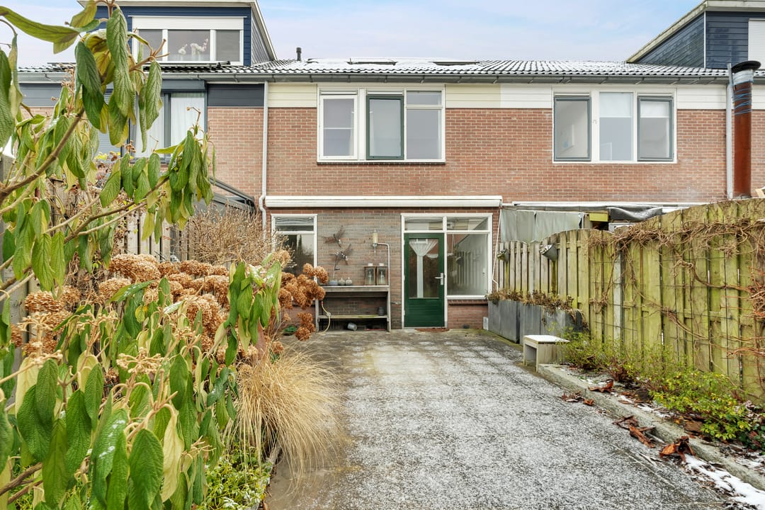 Photo 22 of Bizetstraat 4