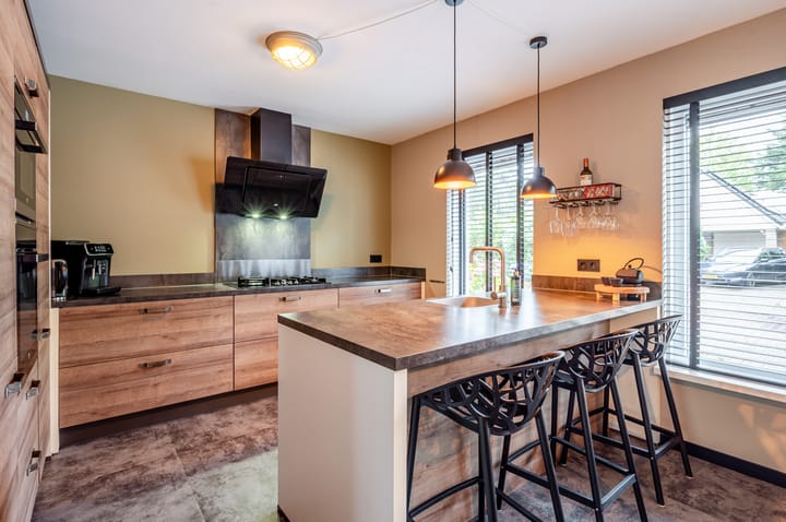 Foto 9 van Botter 38 18