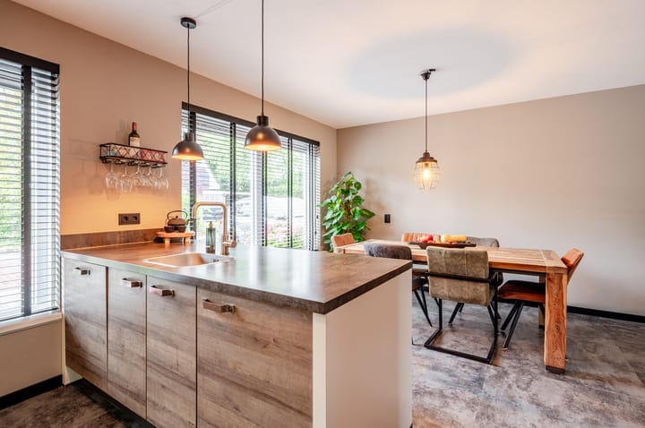 Foto 12 van Botter 38 18