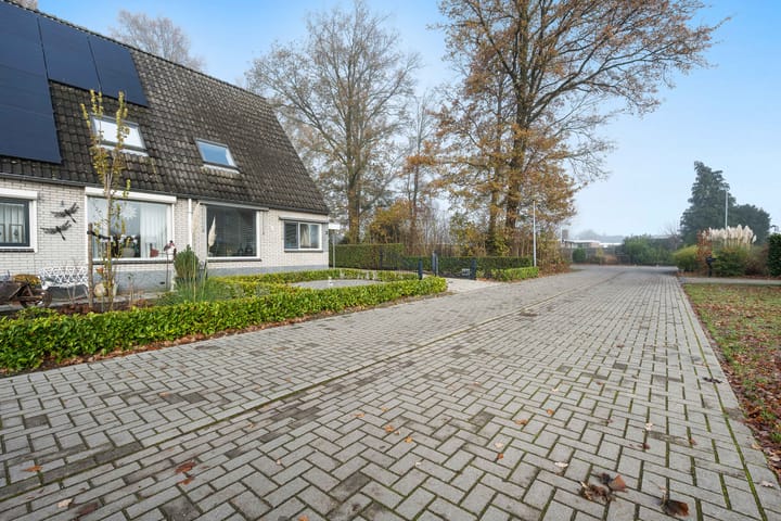 Foto 40 van De Metten 16