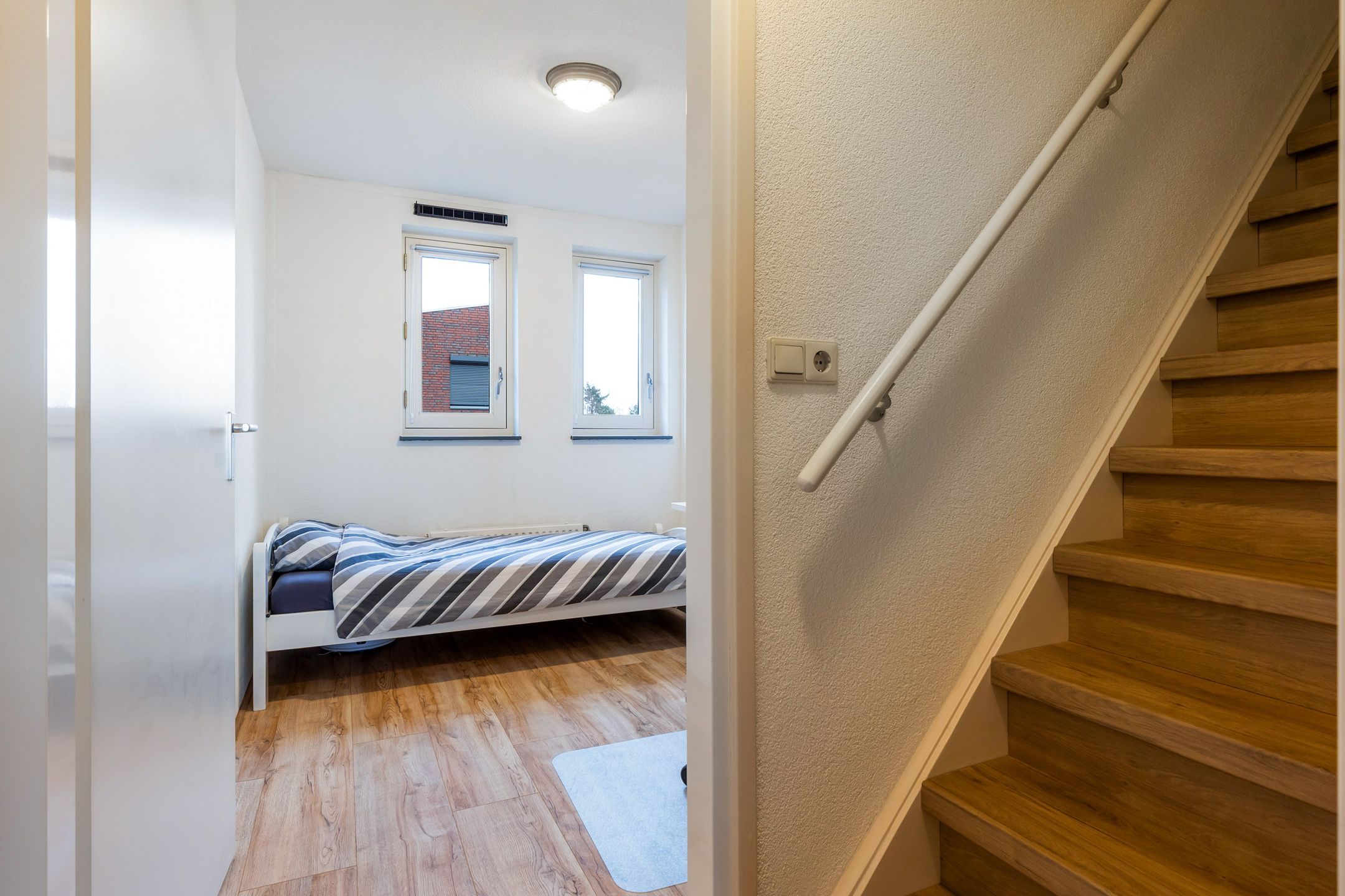 Foto 21 van Burgemeester Jhr. Quarles van Uffordlaan 491