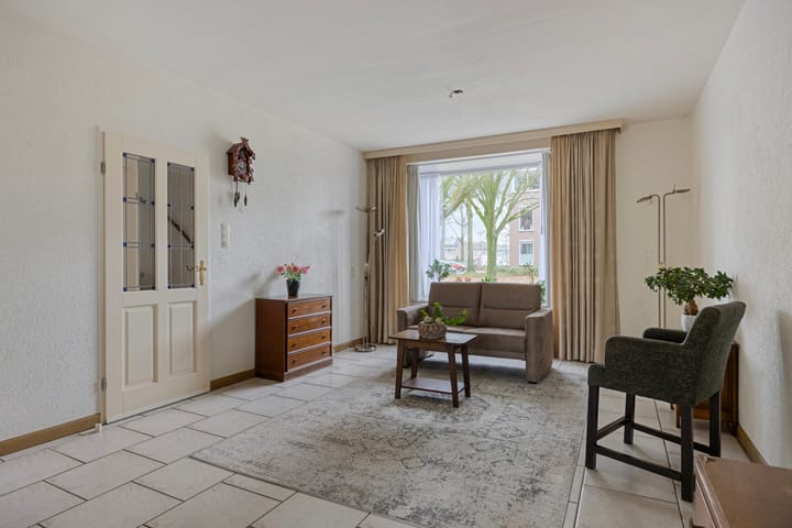 Foto 2 van Van Mookstraat 3