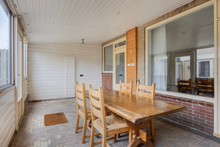 Foto 12 van Van Mookstraat 3