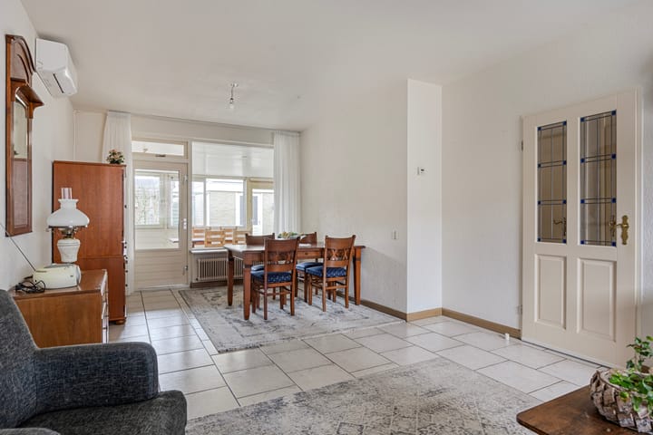 Foto 5 van Van Mookstraat 3