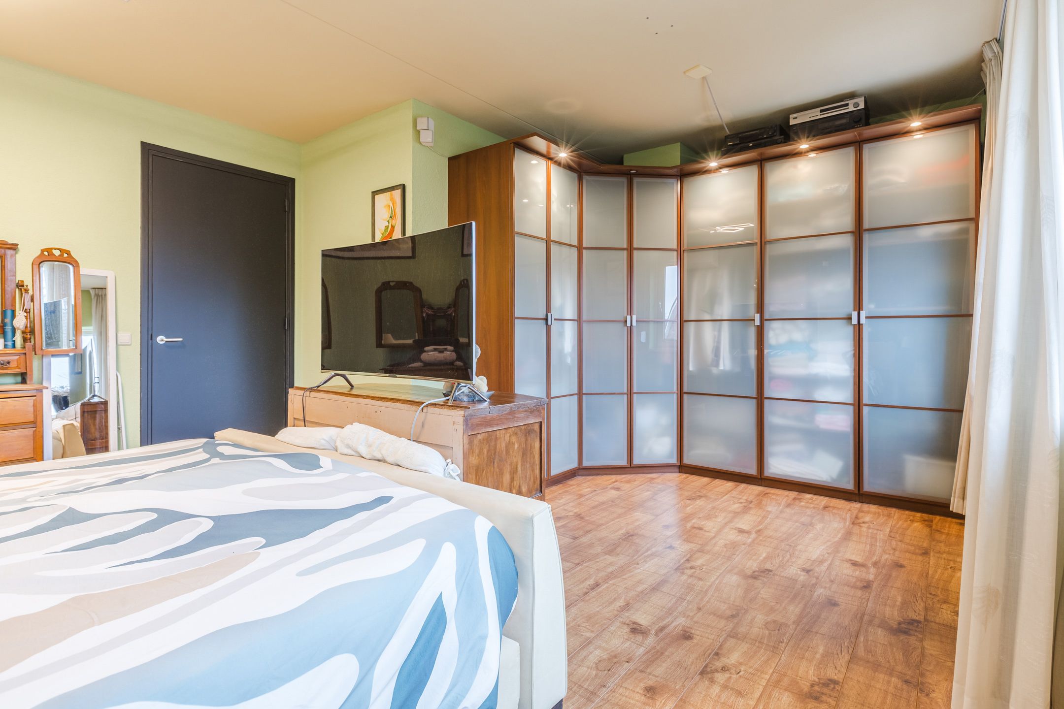 Foto 24 van Olmenstraat 8