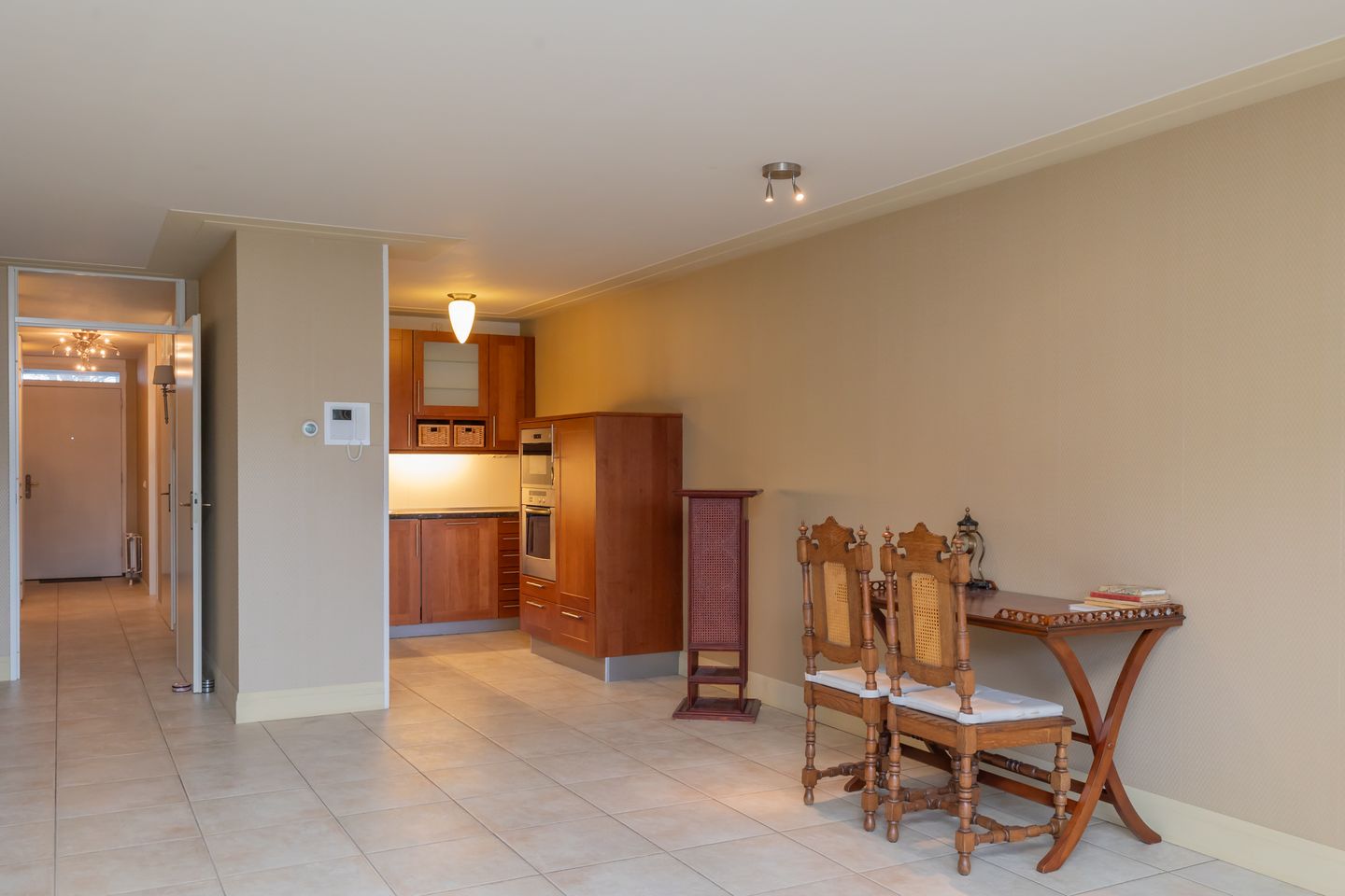 Photo 10 of Celsiusstraat 192-F4