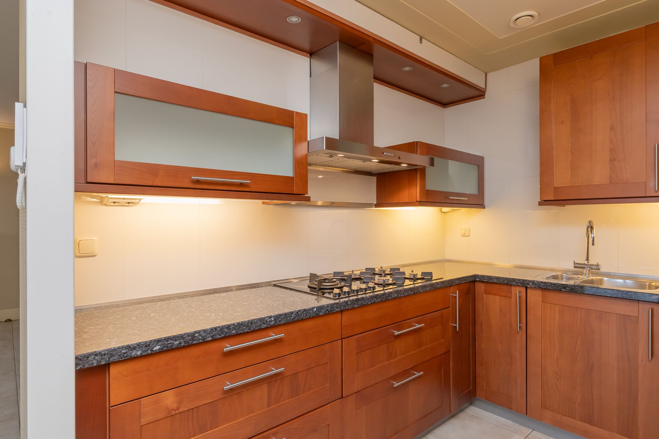 Photo 12 of Celsiusstraat 192-F4