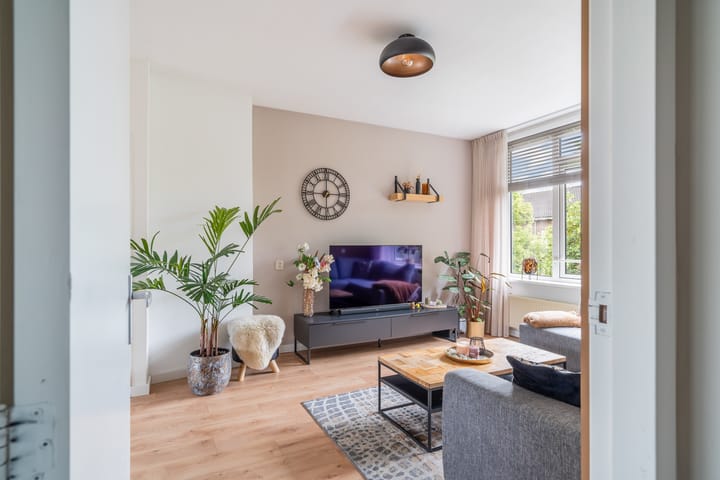 Photo 10 of Dr H. Colijnlaan 174