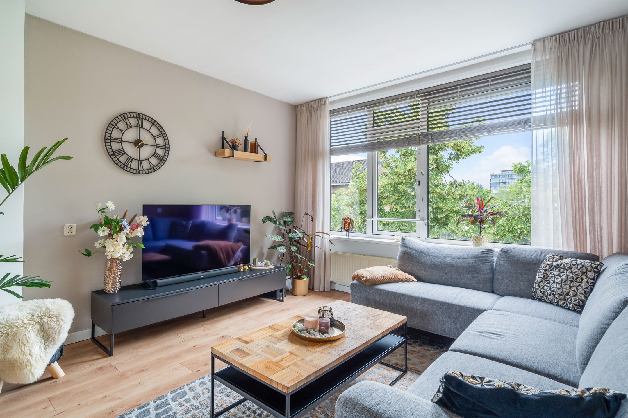 Photo 12 of Dr H. Colijnlaan 174