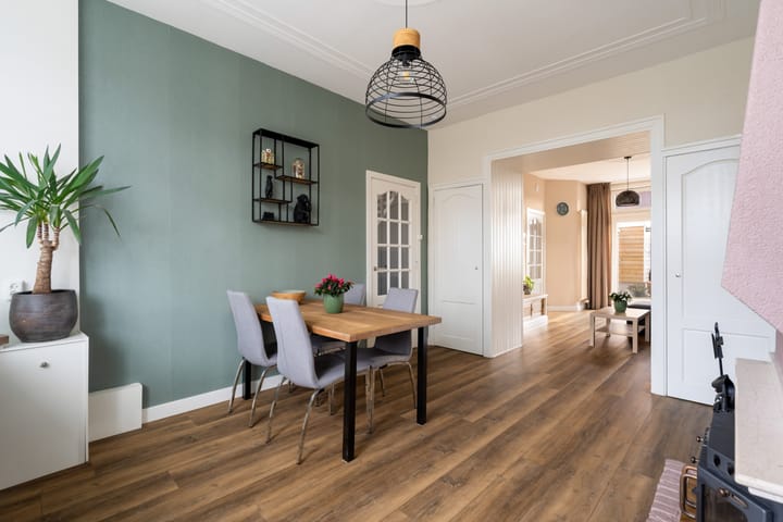 Foto 12 van Molenstraat 111