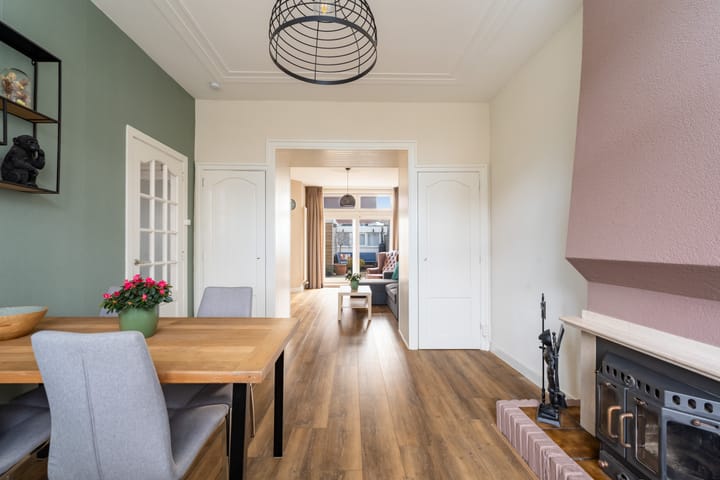 Foto 13 van Molenstraat 111