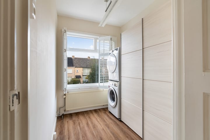 Foto 30 van Molenstraat 111