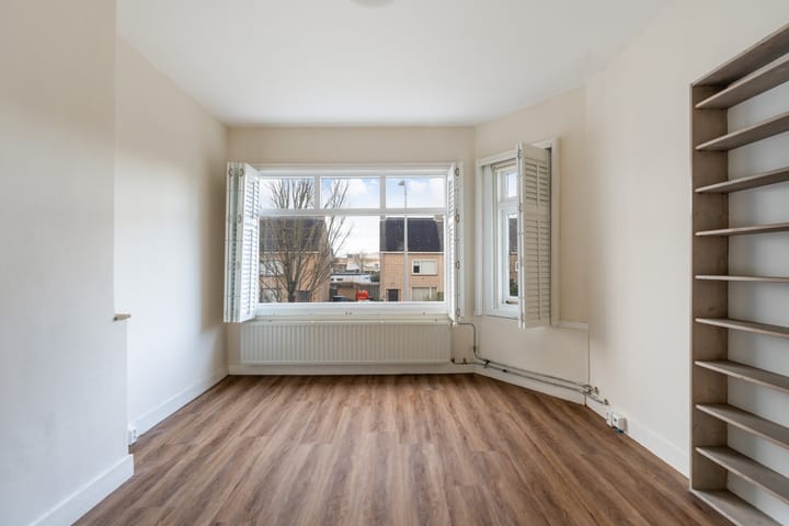 Foto 32 van Molenstraat 111