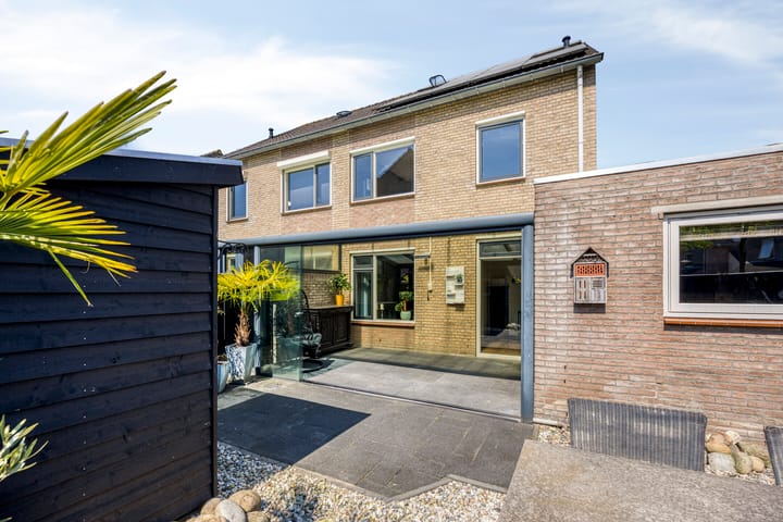 Foto 30 van Ogentroost 1