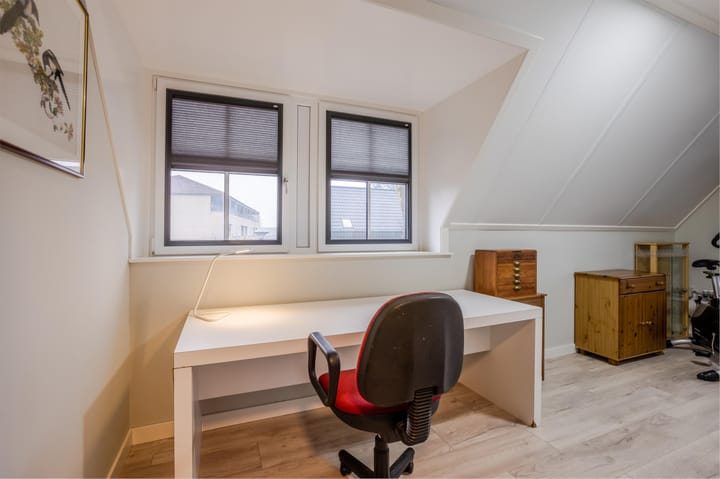 Foto 23 van Bisschopstraat 10