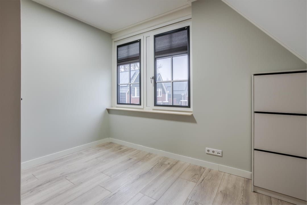 Photo 26 of Bisschopstraat 10