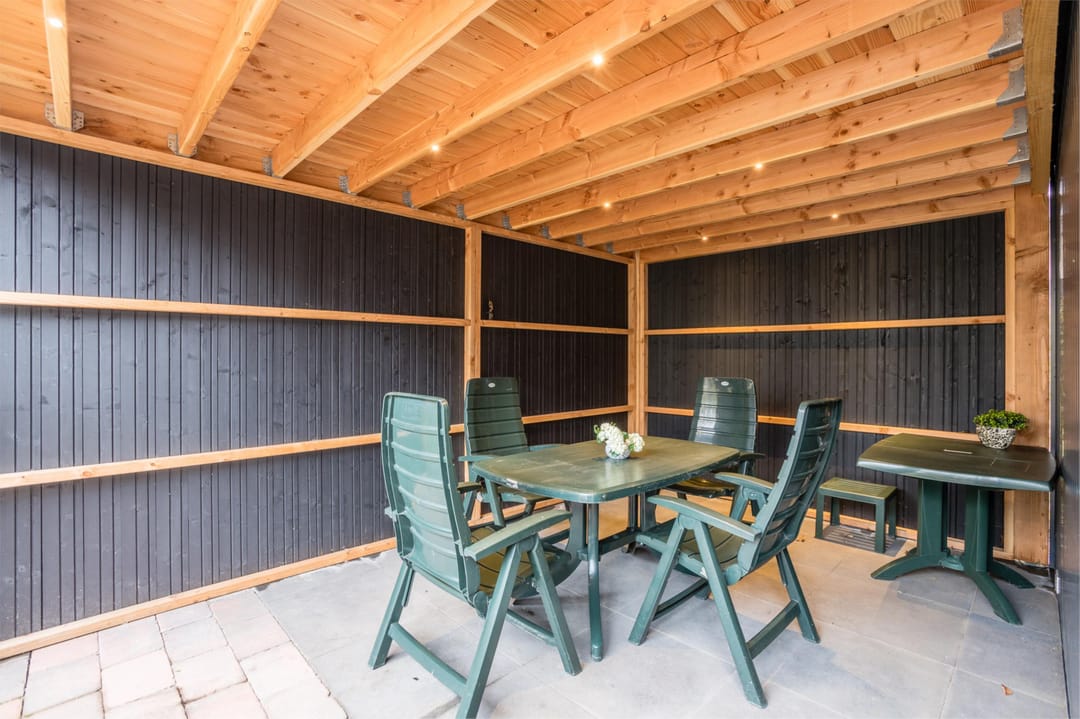 Photo 31 of Bisschopstraat 10