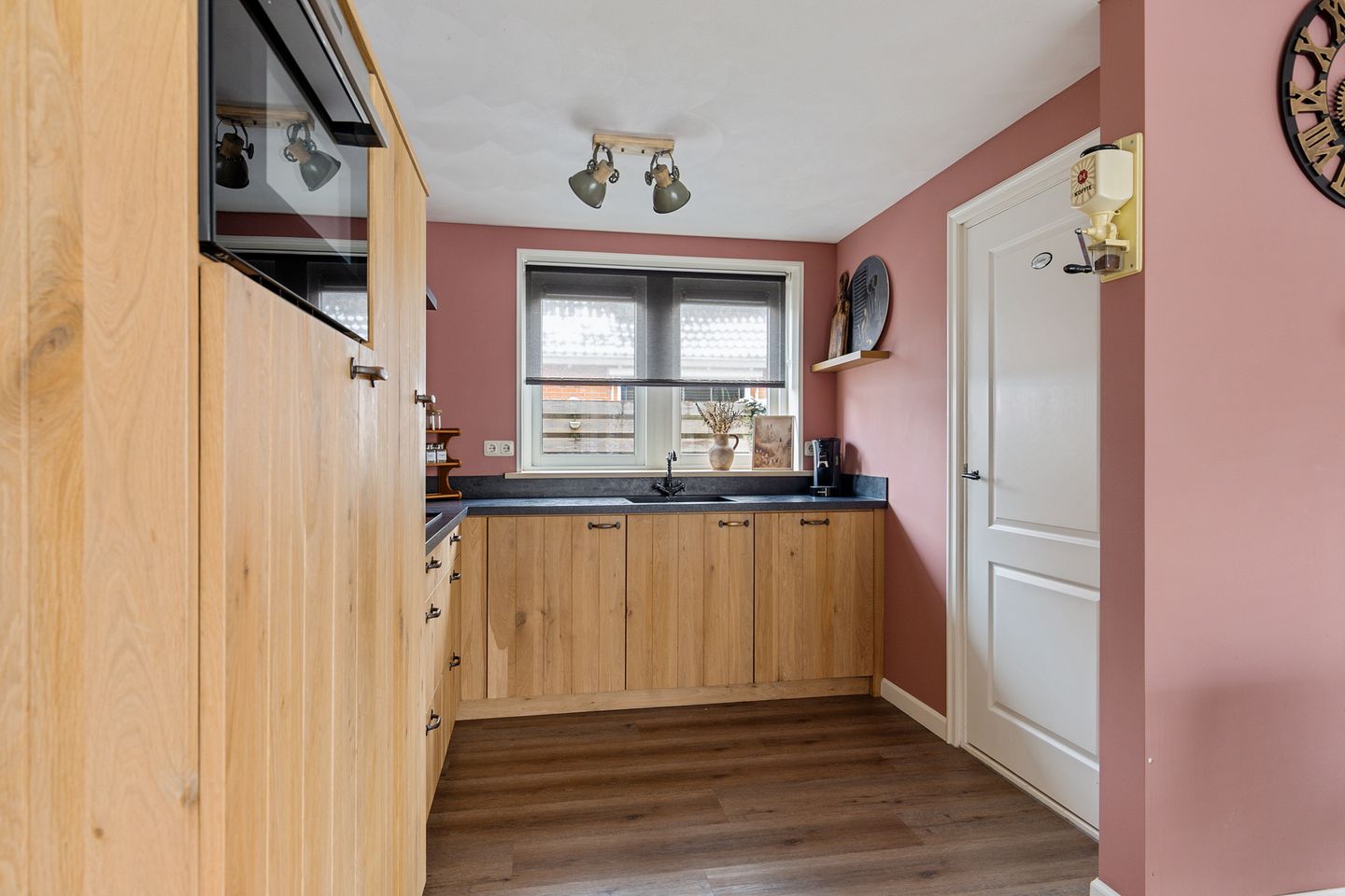 Photo 14 of Westerhoflaan 3