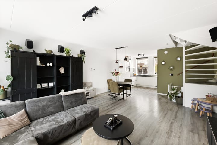 Foto 8 van Van Dishoeckstraat 245