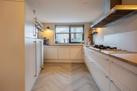 Boog 4 secondary image