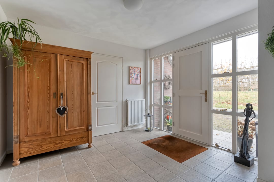 Foto 8 van Middelveenseweg 12