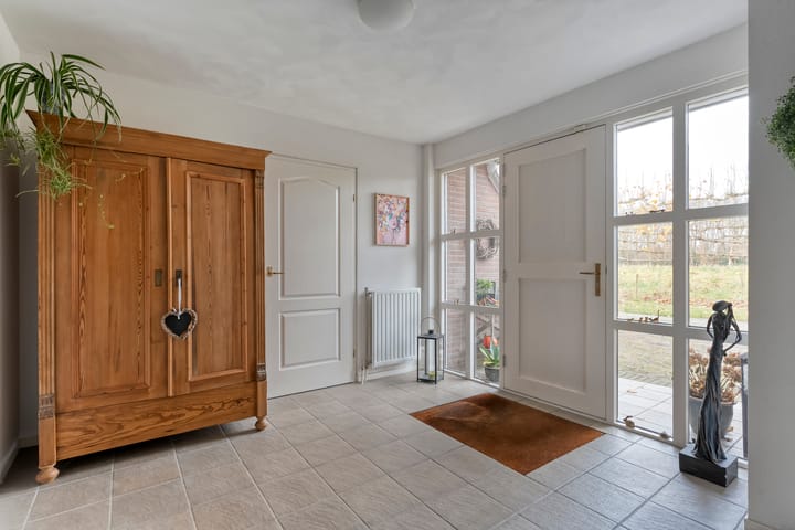 Foto 8 van Middelveenseweg 12