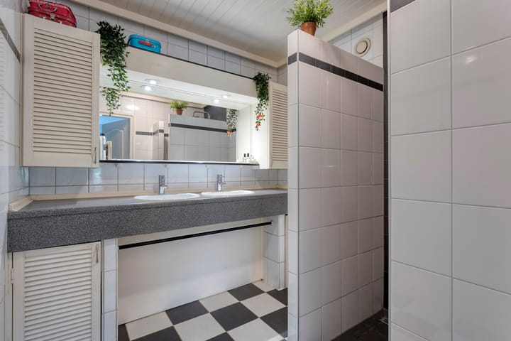 Foto 29 van Middelveenseweg 12