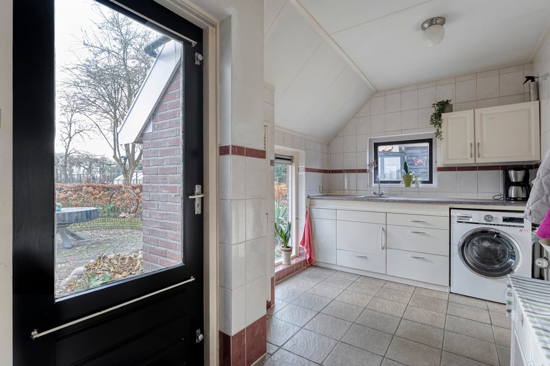 Foto 31 van Middelveenseweg 12