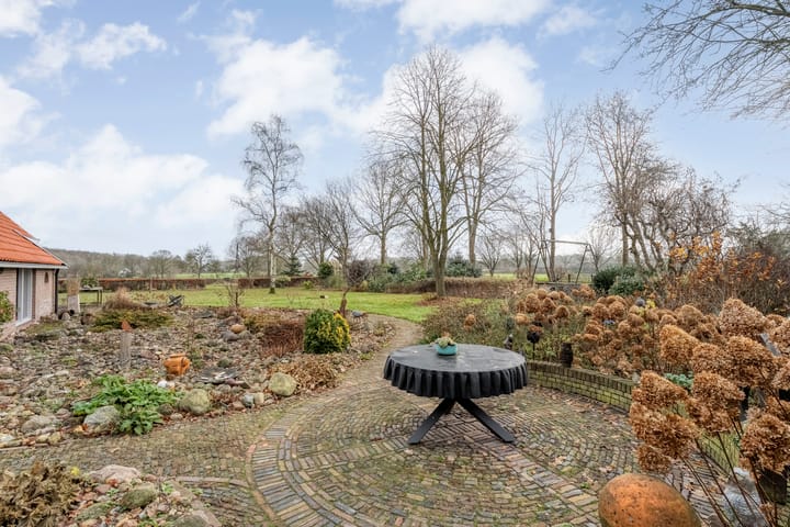 Foto 55 van Middelveenseweg 12