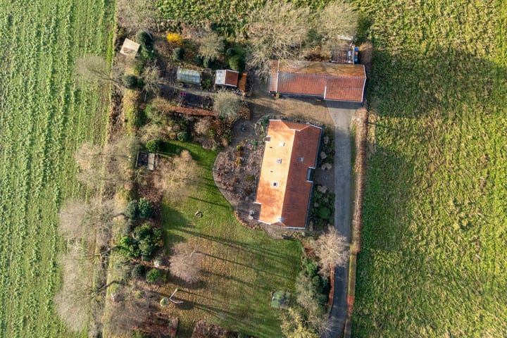 Foto 64 van Middelveenseweg 12