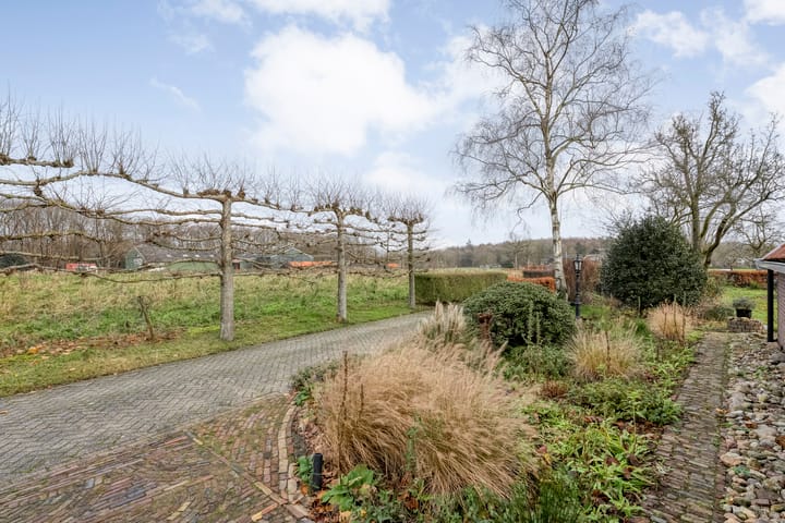 Foto 70 van Middelveenseweg 12