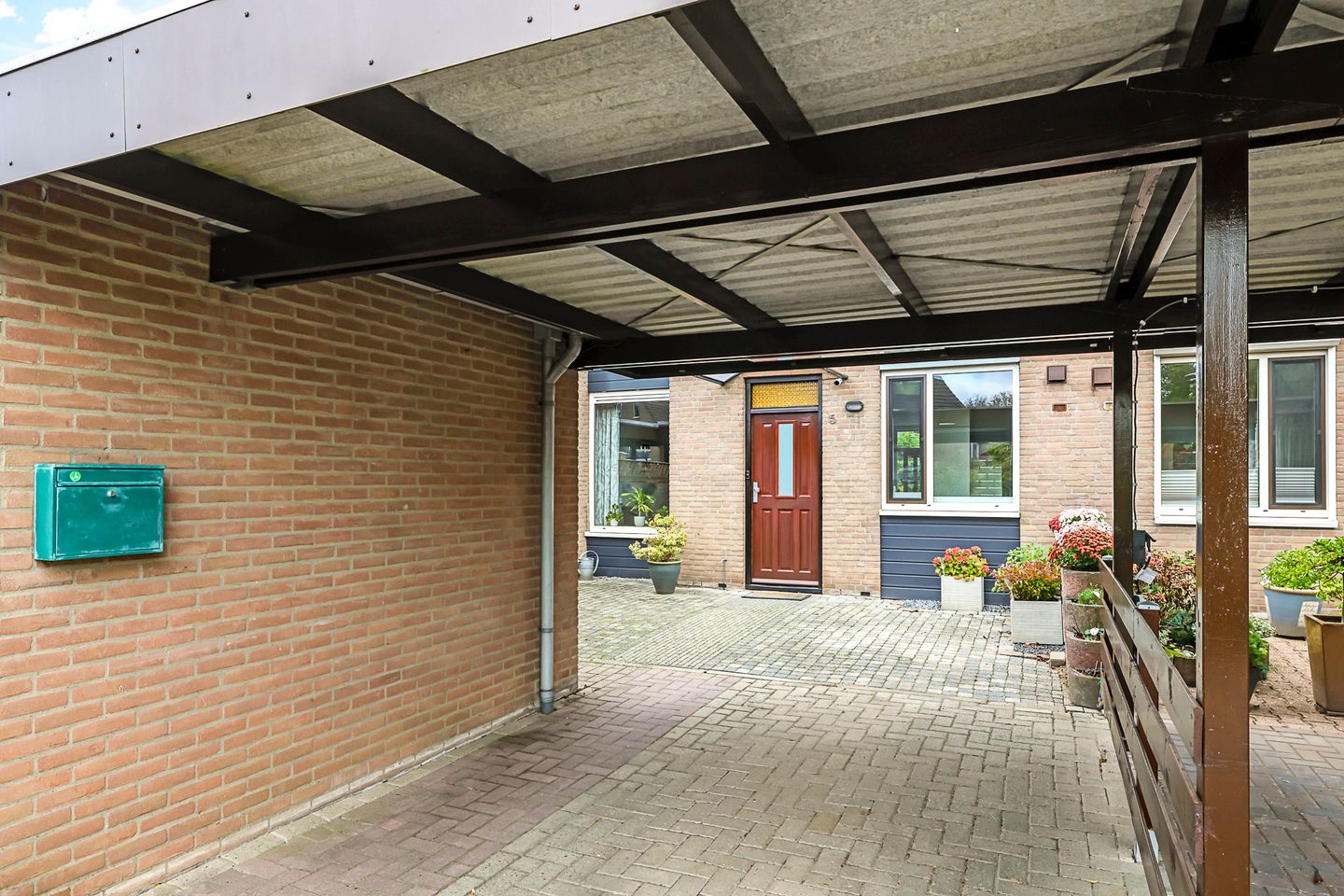 Photo 5 of Van Gentswei 5