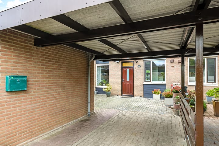 Photo 5 of Van Gentswei 5