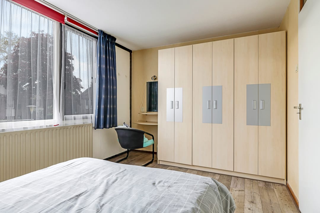 Photo 32 of Van Gentswei 5