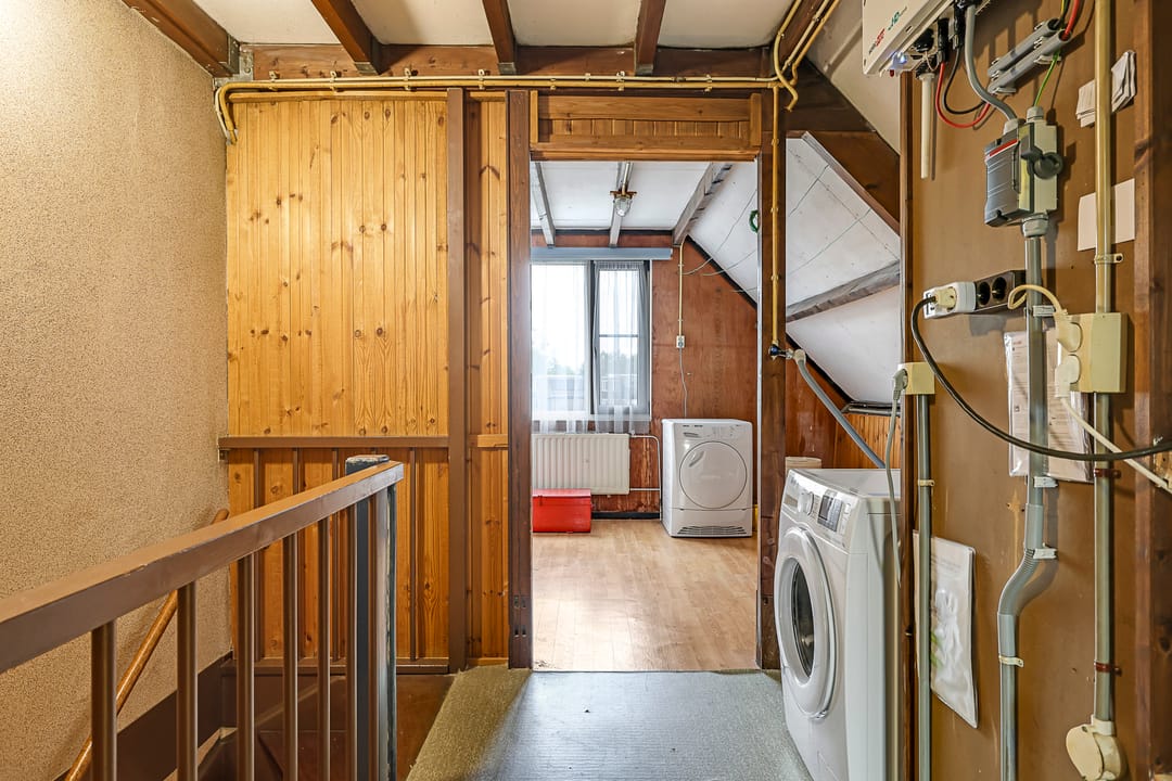 Photo 43 of Van Gentswei 5