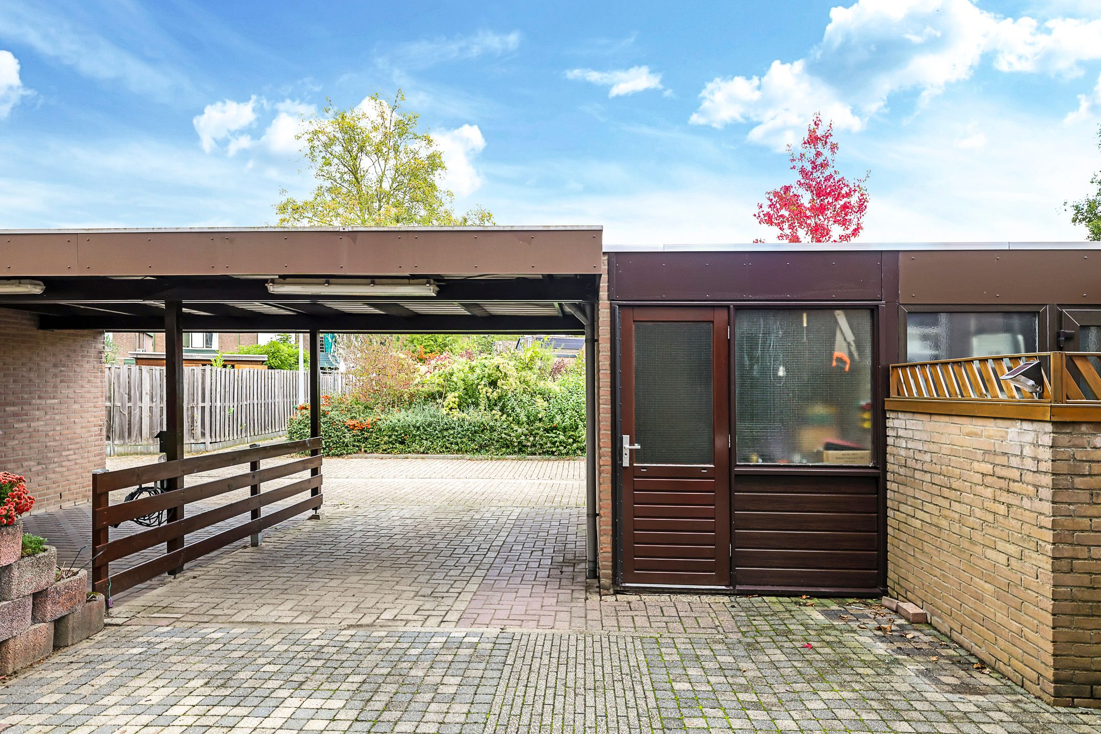 Photo 57 of Van Gentswei 5