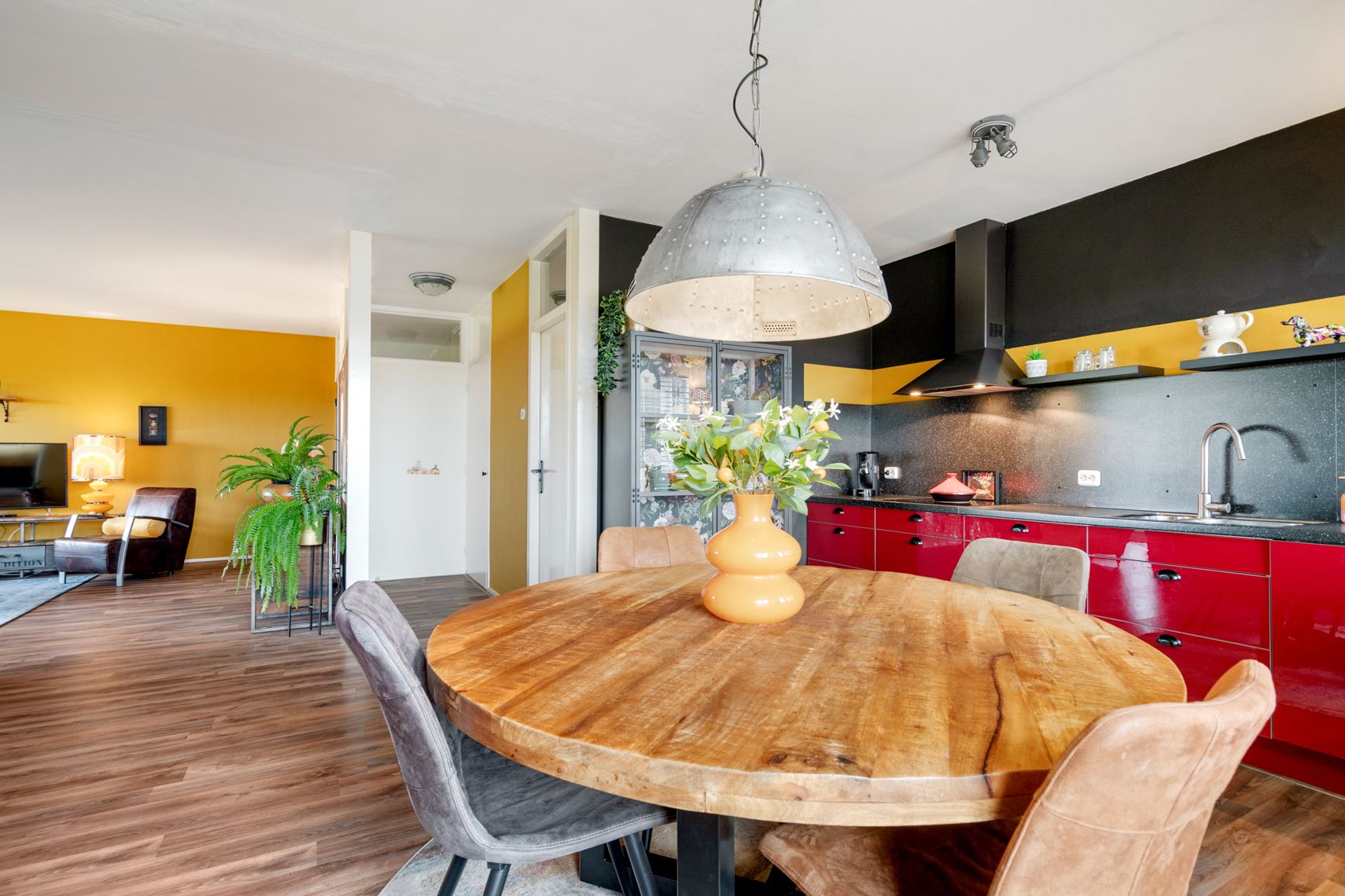 Photo 15 of Vanekerstraat 215