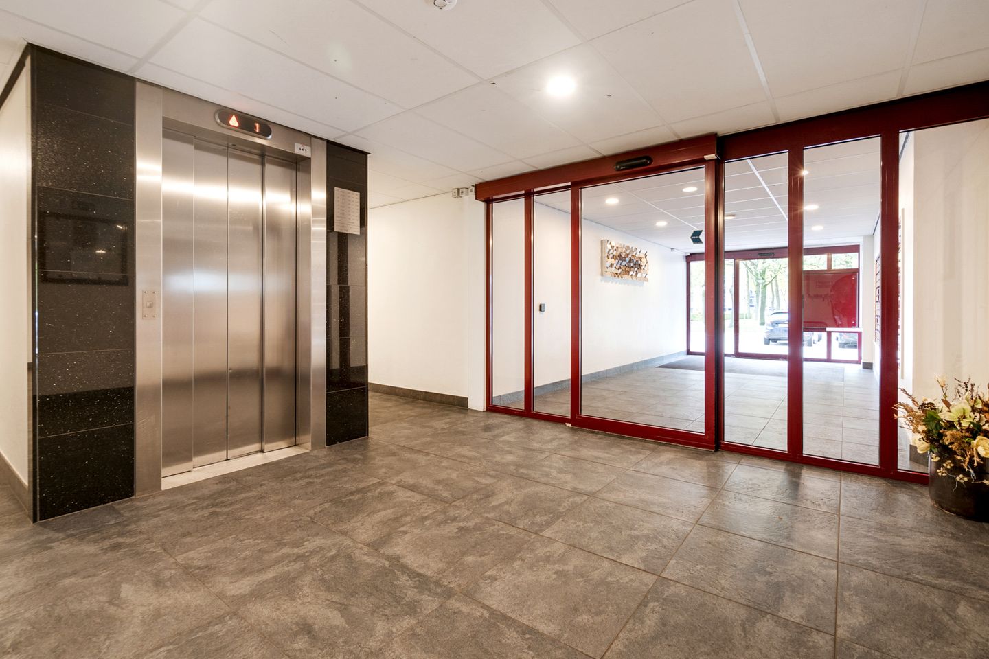 Photo 34 of Vanekerstraat 215