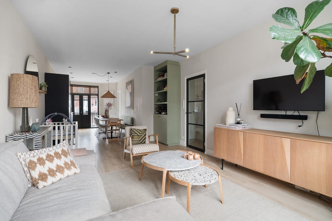 Photo 2 of Uithoornstraat 11-3