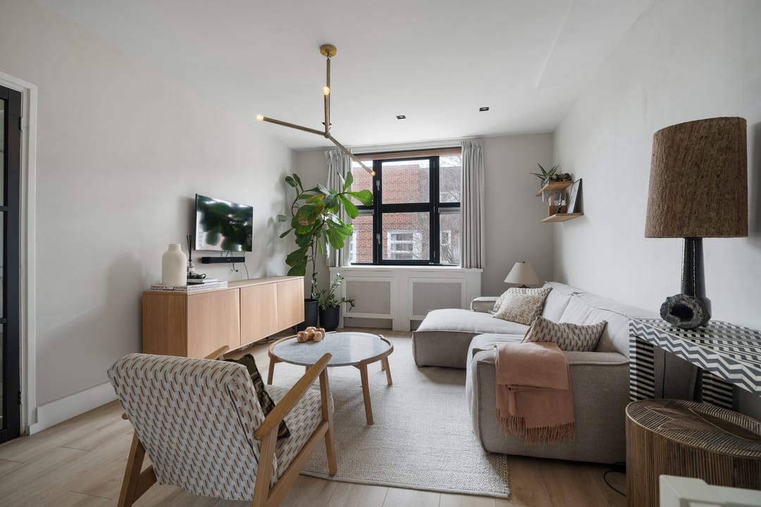 Photo 1 of Uithoornstraat 11-3