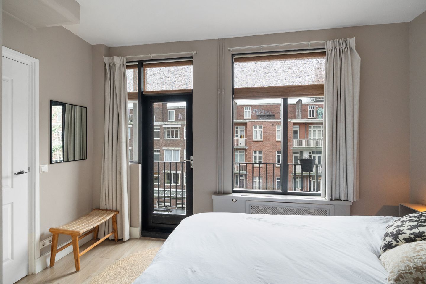 Photo 19 of Uithoornstraat 11-3