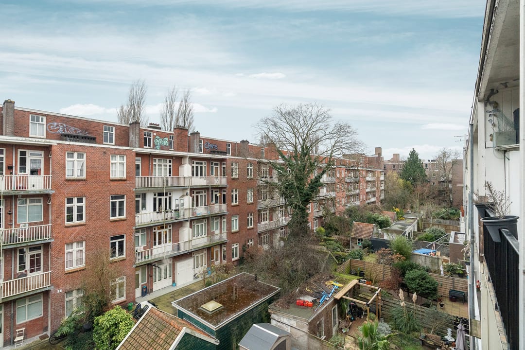 Photo 23 of Uithoornstraat 11-3